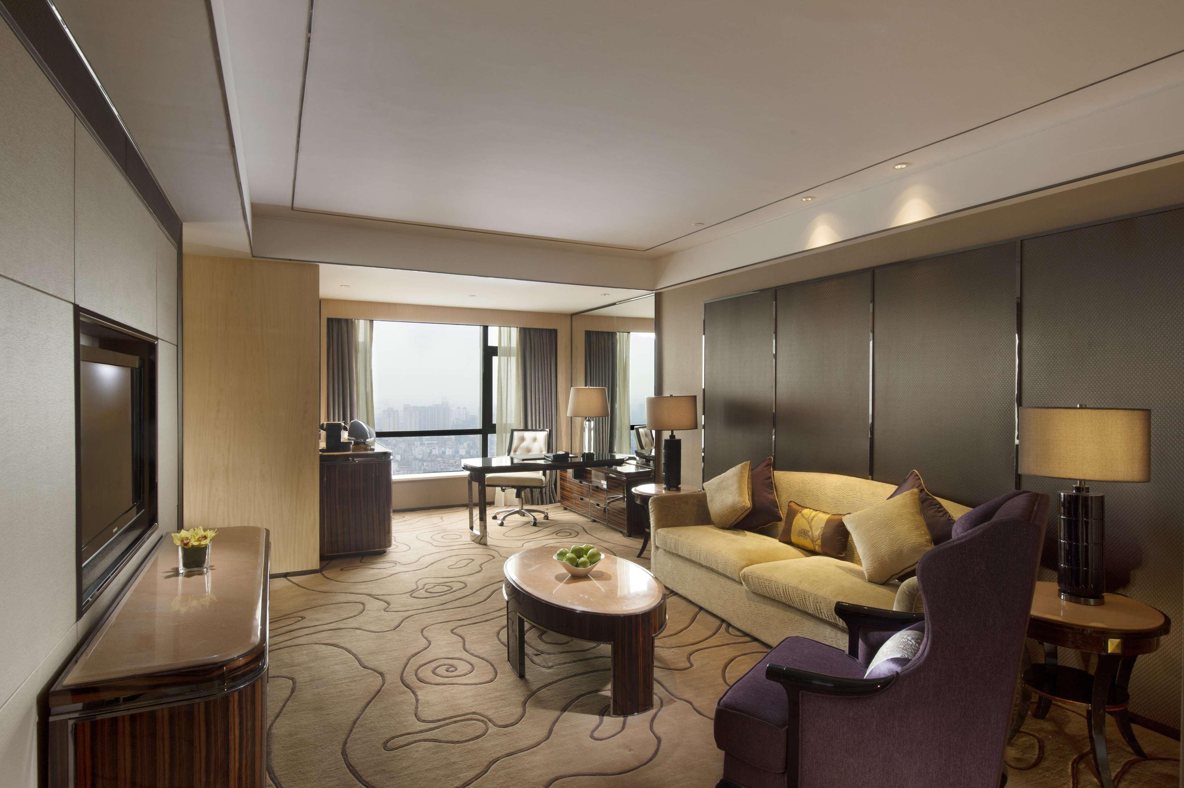 Hilton Zhongshan Downtown Exterior foto